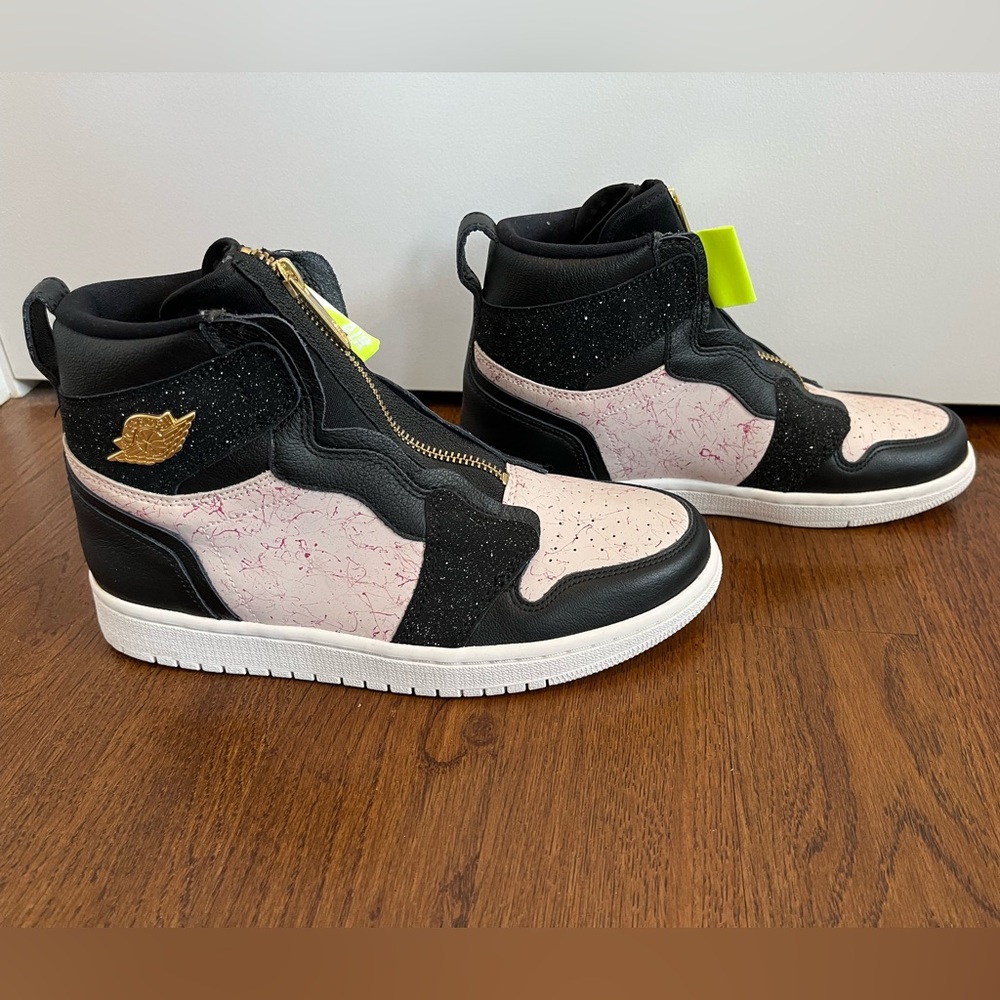 NWOT Air Jordan 1 Women’s High Zip
